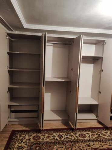 Шкафы для одежды: 6х дверный шкаф!!! Рассрочка через М+ Высота 2.20 Ширина 2.40 Глубина — 7