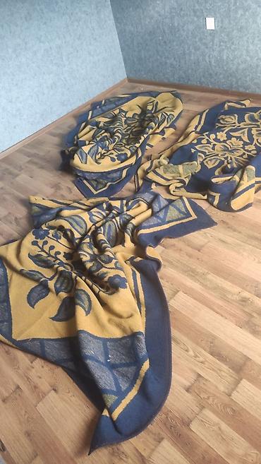 Pledlər: İşlənmiş rəng - Göy Yun Pled, Ünvandan götürmə — 12