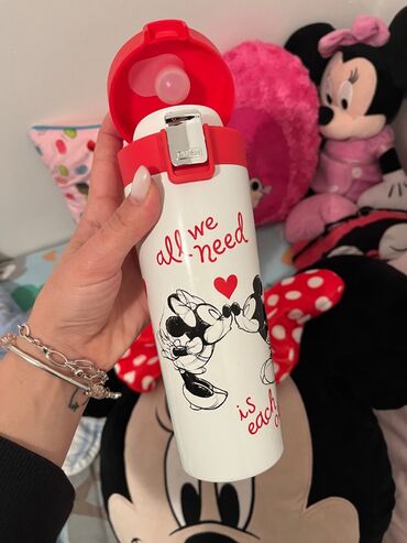 4 činije novi sad: Disney mi key termos novo 1000 din