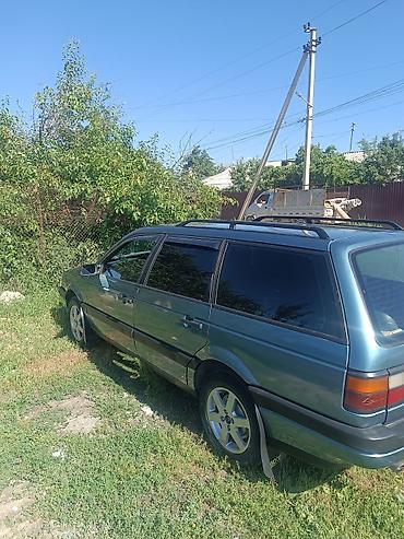бир: Volkswagen Passat Variant: 1989 г., 1.8 л, Кол менен иштөөчү, Бензин, Универсал — 1