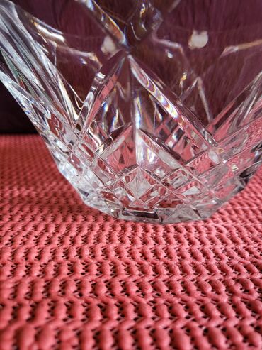 Ostalo posuđe: Bombonijera nova kristal,led kristal Belorusija. 90te. Bombonijera na lalafo.rs — 8 Ostalo posuđe: Bombonijera nova kristal,led kristal Belorusija. 90te. Bombonijera — 8