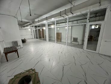 бизнес швейный цех: Сдается помещение на цокольном этаже жилого дома Можно швейным цехам