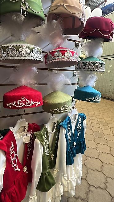 Другие головные уборы: Цвет - Бордовый — 10