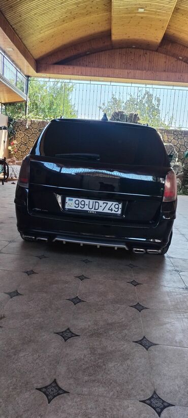 Opel: Opel Astra: 1.3 l | 2005 il 252000 km Universal — 10