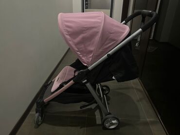 Gəzinti arabaları: İki tutacaqlı araba, Cins: Qız