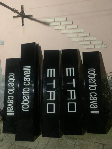 размещение рекламы пилларс: İdeal reklam lövhələri. Gorunduyu qeder var sadece bu firmalar