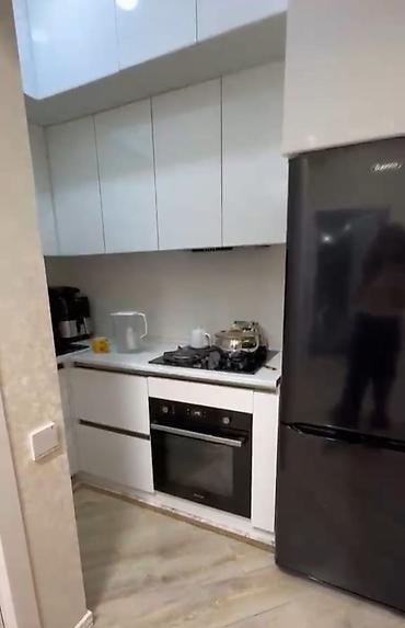 naftalan kiraye ev: Buzovnada parkın yanında 9 mertebenin 4 mertebesinde 2 OTAGDAN 3 OTAGA — 8