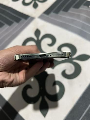 агрегат морозильной камеры: Huawei nova 13, Б/у, 256 ГБ, цвет - Зеленый, 2 SIM — 10