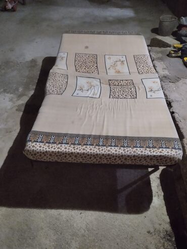 Çarpayılar: Təknəfərlik çarpayı, Bazasız, Matras ilə, Siyirməsiz — 4