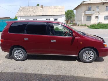 гаражное распродажа: Toyota Gaia: 2003 г., 2 л, Автомат, Бензин, Минивэн