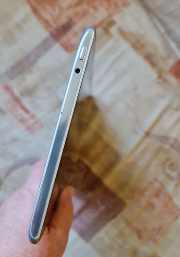 Tableti: Tablet kao nov sve radi veliki 10 inca.ima.za.sim — 3