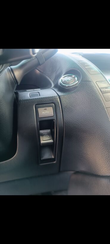 Lexus: Lexus LS: 4.6 l | 2009 il Sedan — 22