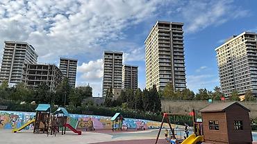 carpayilarin satisi: Ağ şəhər, 3 otaqlı, Yeni tikili, m. Xətai, 157 kv. m — 1
