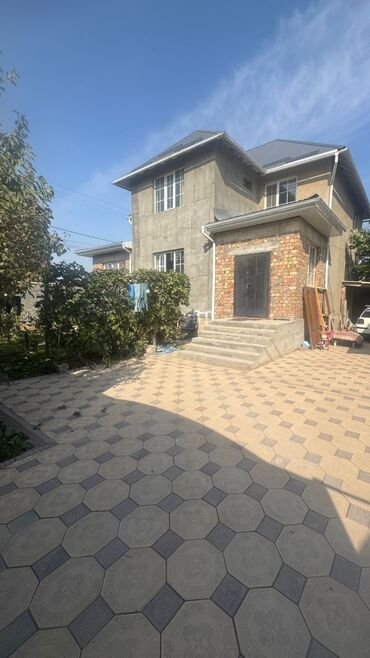 ищу дом токмок: Дом, 250 м², 6 комнат, Агентство недвижимости, Косметический ремонт