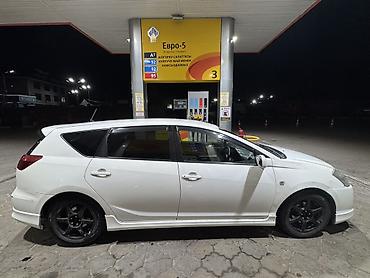carina e: Toyota Caldina ⚪️ Продаётся компактный хэтчбек белого цвета с — 6