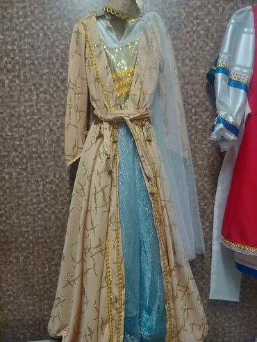 Прокат детских карнавальных костюмов: Сдаём на прокат детские национальные платья — 31