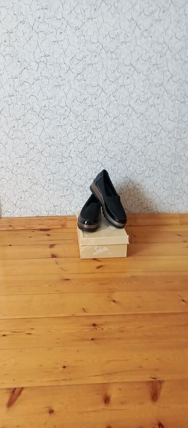 Digər ayaqqabılar: Ölçü: 38, rəng - Qara, Yeni lalafo.az -da Digər ayaqqabılar: Ölçü: 38, rəng - Qara, Yeni