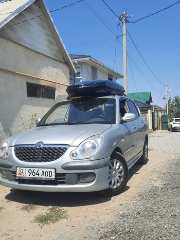 расрочкага машина алам: Daihatsu Sirion: 2004 г., 1.3 л, Механика, Бензин, Хэтчбэк
