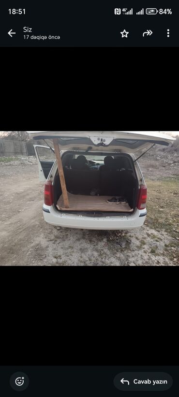 Ford: Ford Focus C-Max/Grand C-Max tipli ağ rəngli universal/minivan — 1