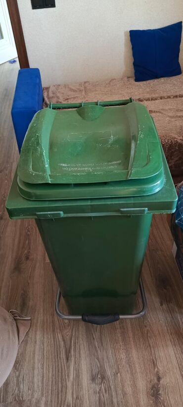 yaşıl fıstıq əzməsi qiyməti: Zibil qabi satilir.Tecili satilir 40 mantadi turkiyenindi .Endirim
