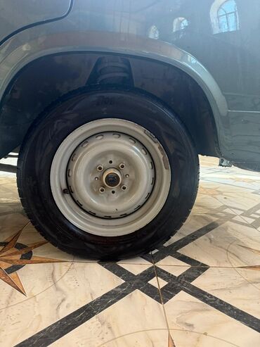 VAZ (LADA): VAZ 2107 sedan - Kuzov: 4 qapılı sedan, klassik “07” dizaynı - Rəng — 8