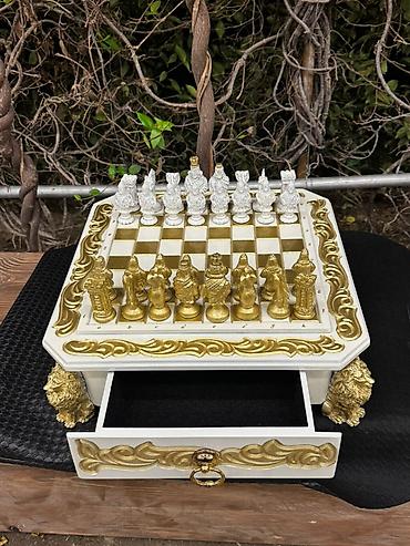 Şahmatlar: Şahmat Sahmat Çeşid çoxdu.çatdırılma 1_2 saata edilir. Qoz ağacındandı — 20