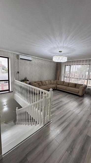очен срочно: 🏡 ПРОДАЁТСЯ ДОМ В ВОЕННО-АНТОНОВКЕ Продаётся уютный кирпичный — 4