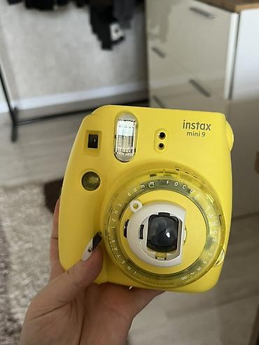 digital camera: Оригинальный Instax Mini 9 — компактная моментальная камера в ярком — 1