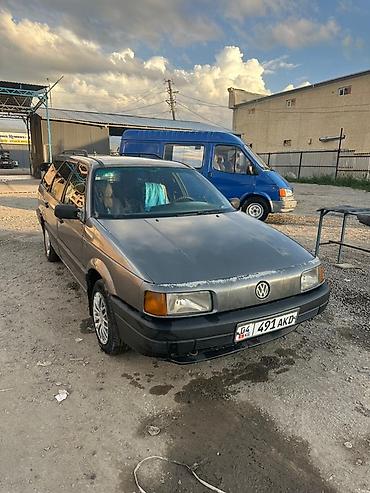 ремень безопастности: Volkswagen Passat Variant: 1989 г., Универсал — 1