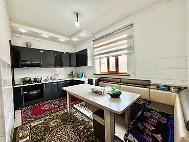 Продажа коттеджей и домов: 6 комнат и более, 300 м², 4 соток, Бишкек, Кок-Жар ж/м Агентство недвижимости — 13