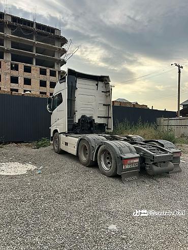 krone sd: Тягач, Volvo, 2015 г., Тентованный — 8