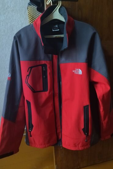 пуховик на девочку: Продаю куртку
The NORTH FACE