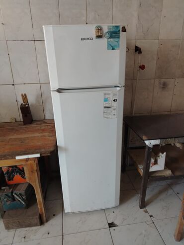 midea soyuducu: İşlənmiş 2 qapılı Soyuducu Satılır, rəng - Ağ, Təkərli