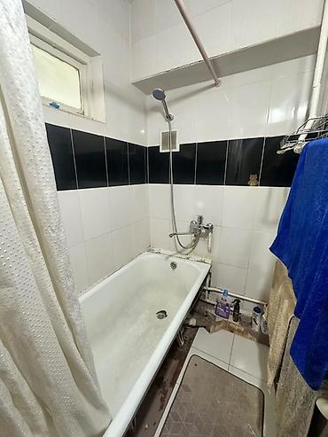 104: 3 комнаты, 65 м², Азия Молл 104 серия, 4 этаж, Требуется ремонт — 2