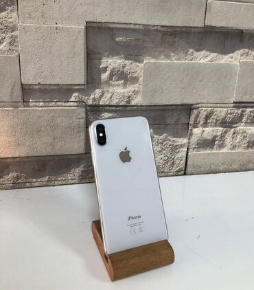 Apple iPhone: IPhone X, 64 GB, Gümüşü, Face ID