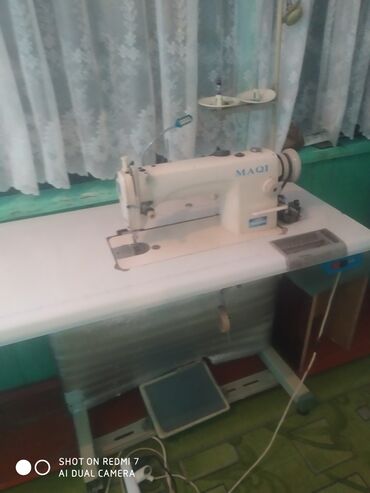 утюг для швейного цеха: Швейная машина Typical, Электромеханическая, Полуавтомат