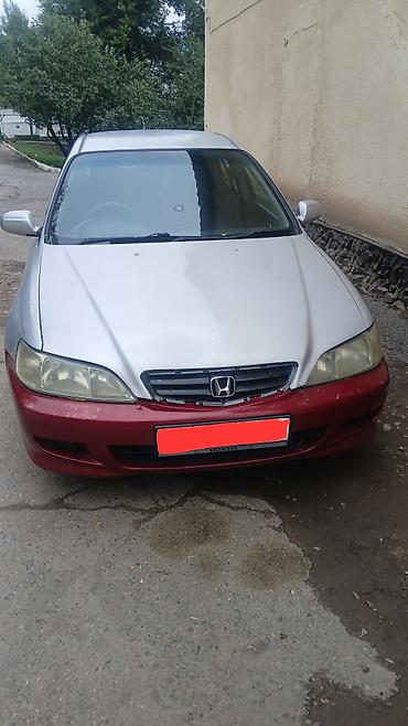 Honda Accord: 2001 г., 1.8 л, Автомат, Бензин, Седан at lalafo.kg Honda Accord: 2001 г., 1.8 л, Автомат, Бензин, Седан