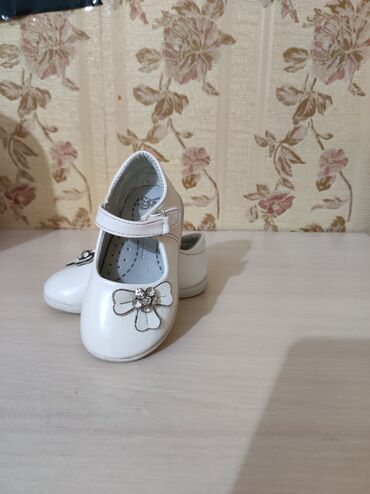Детская обувь: Белые туфельки на малышку . на ножку до 14.5 см. фирма Царевна