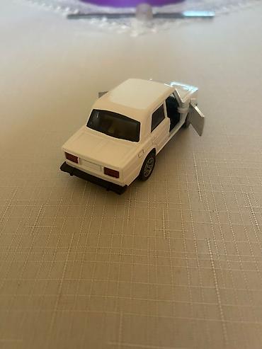 avtovaz oyuncaq treyler: LADA 2106 miniatür model avtomobil (oyuncaq) - Rəng: ağ - Kuzov — 5