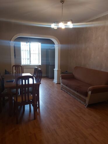 Uzunmüddətli kirayə mənzillər: Hər vaxtınız xeyir.Ukrayna dairəsində 9 mərtəbəli binanın 1 ci — 4