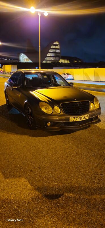 Mercedes-Benz: Mercedes‑Benz E‑Class (W211) sedan Xüsusiyyətlər: - Kuzov: sedan — 10