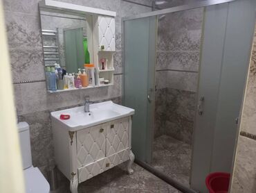 komsomolskide satilan evler: 3 комнаты, Новостройка, 108 м²