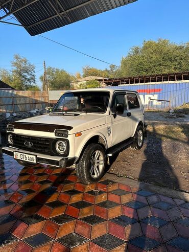 бампер на хундай соната: ВАЗ (ЛАДА) 4x4 Нива: 1998 г., 1.7 л, Механика, Бензин, Внедорожник