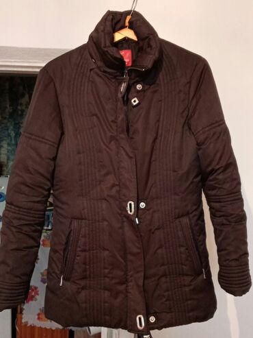черная куртка зимняя: Пуховик, L (EU 40)