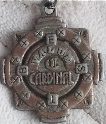 Bijuteriya: “Cardinal Values” temalı medal/asma brelok - Material: tökmə — 1