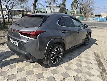 Lexus: Lexus UX: 2019 г., 2 л, Гибрид, Кроссовер — 4