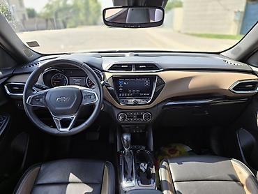 руль chevrolet: Chevrolet Trailblazer: 2021 г., 1.3 л, Автомат, Бензин, Кроссовер — 10