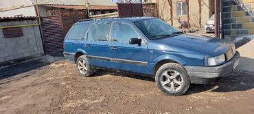 Volkswagen: Volkswagen Passat Variant: 1990 г., 1.8 л, Механика, Бензин, Универсал