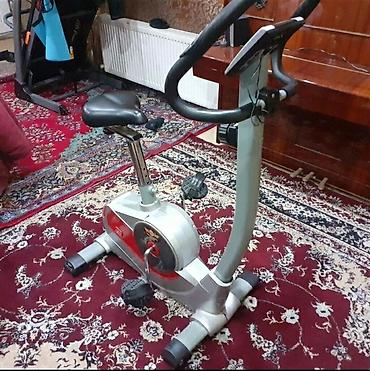Спорт и отдых: Qacis trenajorlari velotrenajor veloxizekler her cure vardir. Xarici — 1