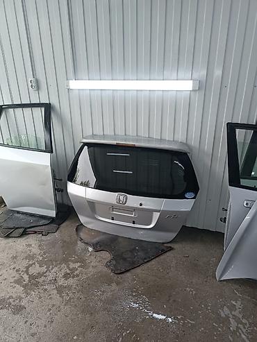 Крышки багажника и комплектующие: Кузовные детали Honda Stepwgn/Stepwgn Spada (RB/ RK серия) - Задние — 11